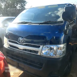 Toyota HiAce 2013 Blue
