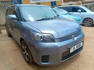 Toyota Corolla Rumion 2010 Gray