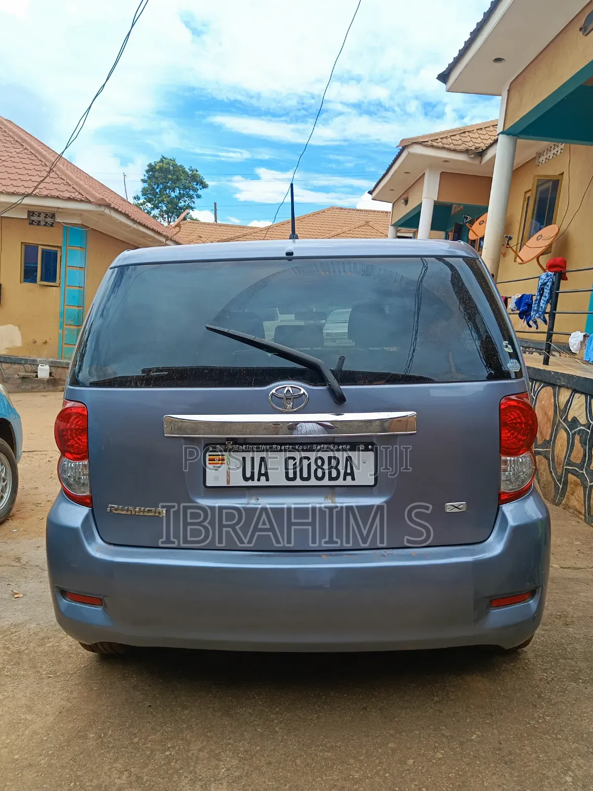 Toyota Corolla Rumion 2010 Gray