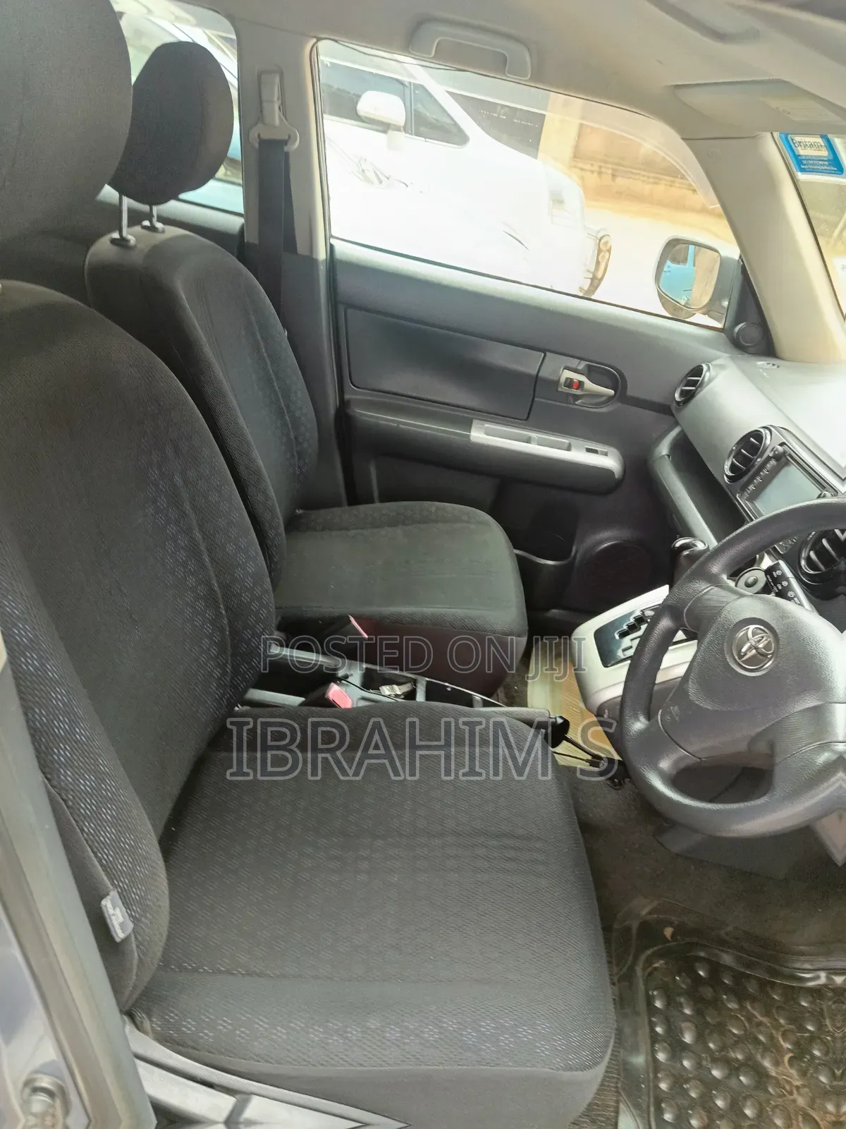 Toyota Corolla Rumion 2010 Gray