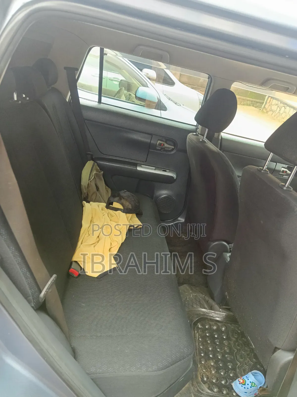 Toyota Corolla Rumion 2010 Gray