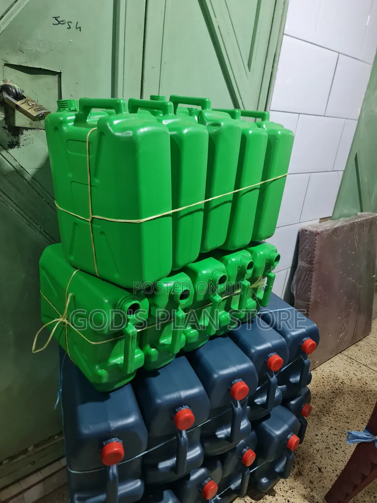 Elite Plastic Jerrycans 20litres Green