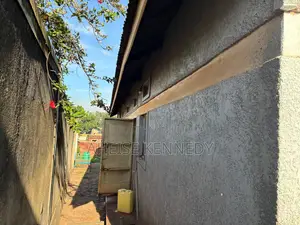 5bdrm Bungalow in Kawempe for sale