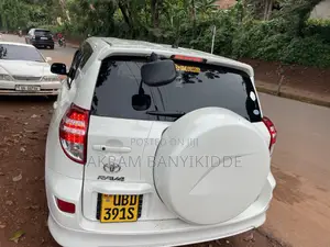 Toyota RAV4 2008 White
