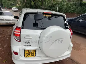 Toyota RAV4 2008 White