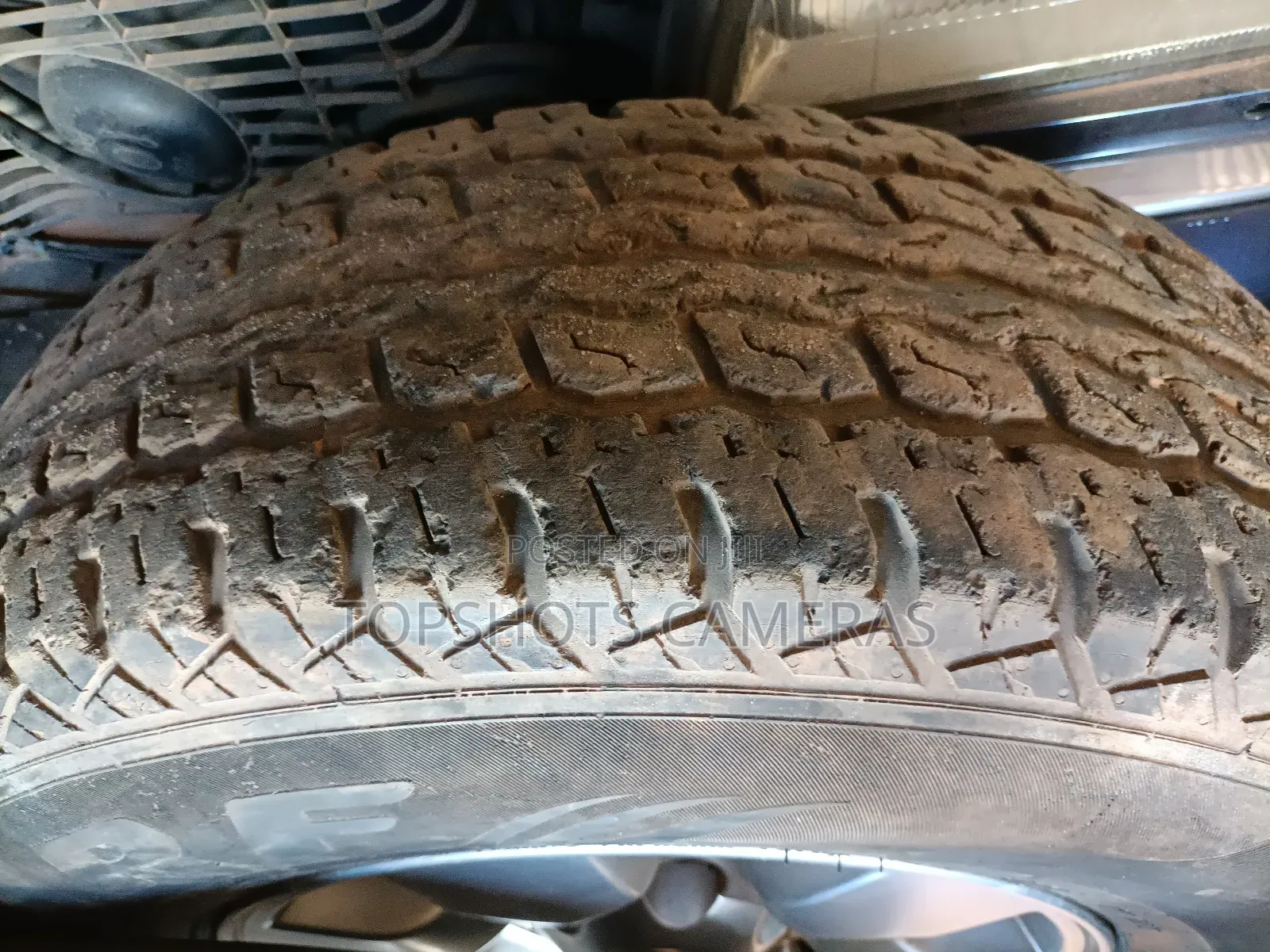 Toyota Hilix Rims (With Free Tires)