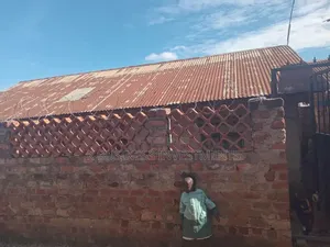 3bdrm House in Nsambya, Makindye for sale