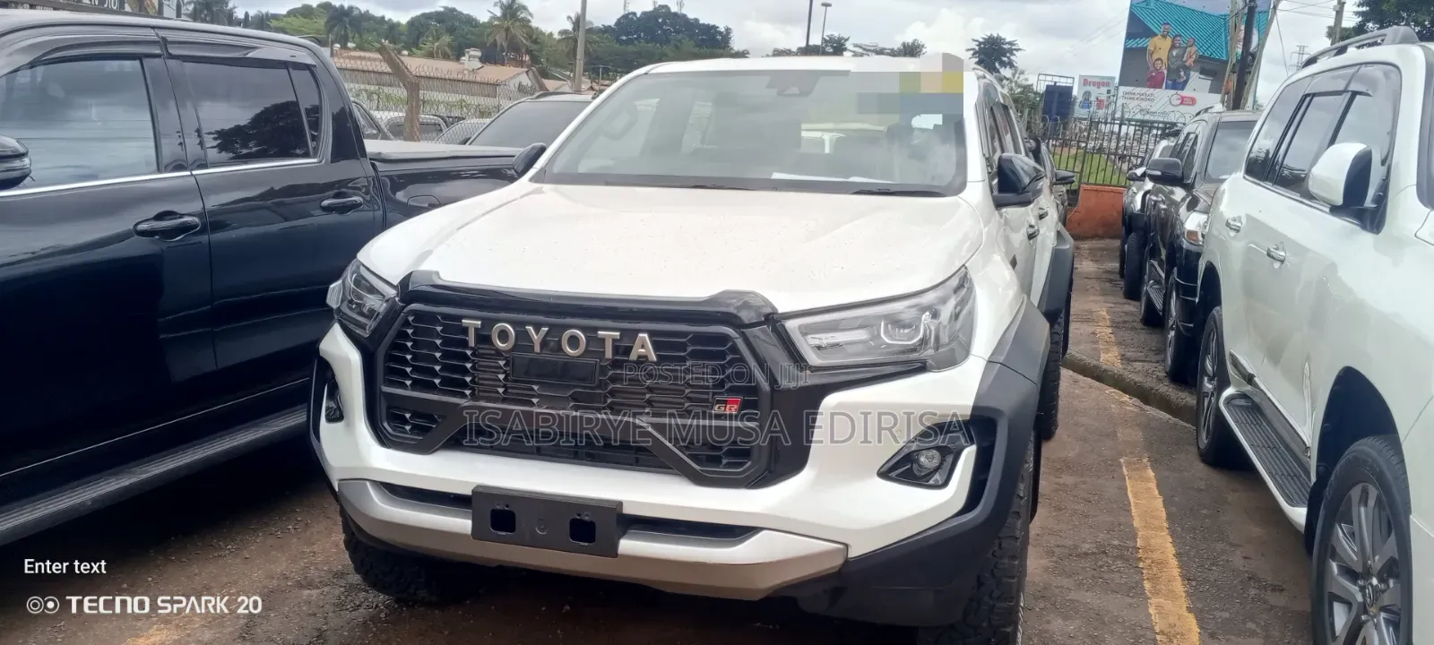 New Toyota Hilux 2025 White