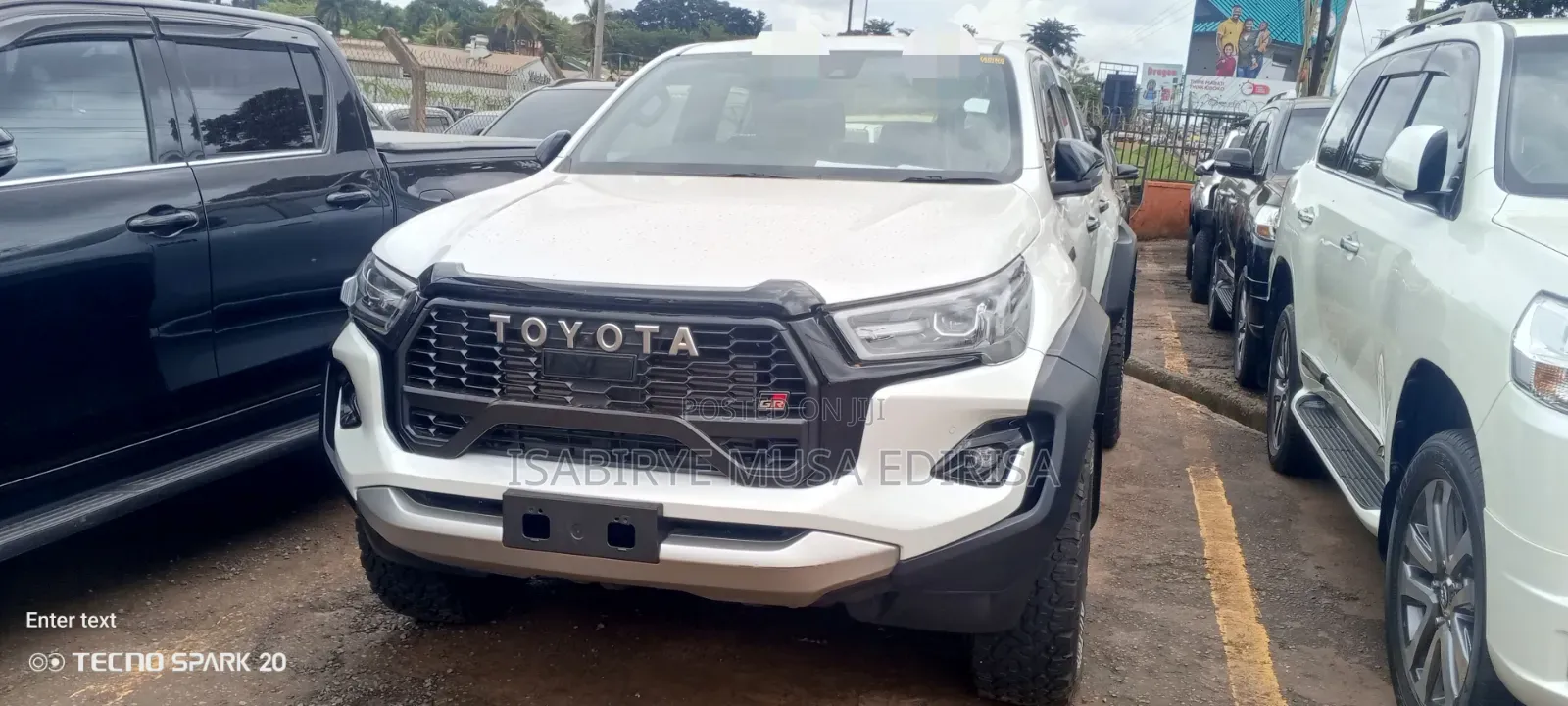 New Toyota Hilux 2025 White
