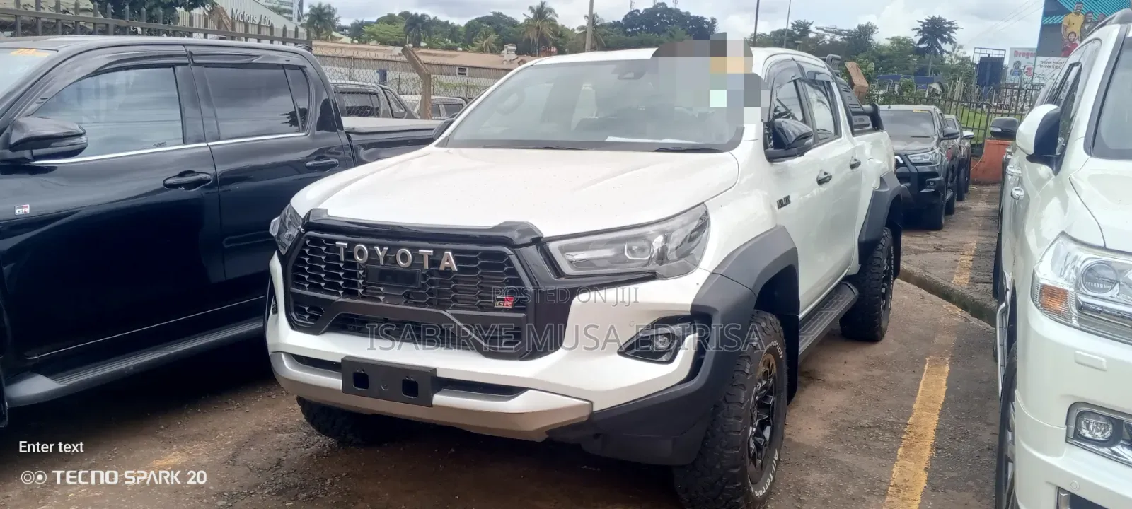 New Toyota Hilux 2025 White
