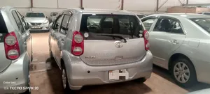 Toyota Passo 1.0 AWD 2011 Silver