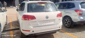 Volkswagen Tiguan R-Line 4dr SUV (2.0L 4cyl Turbo 6A) 2014 White