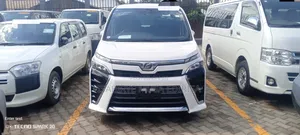 Toyota Noah 2.0 AWD (8 Seater) 2019 White