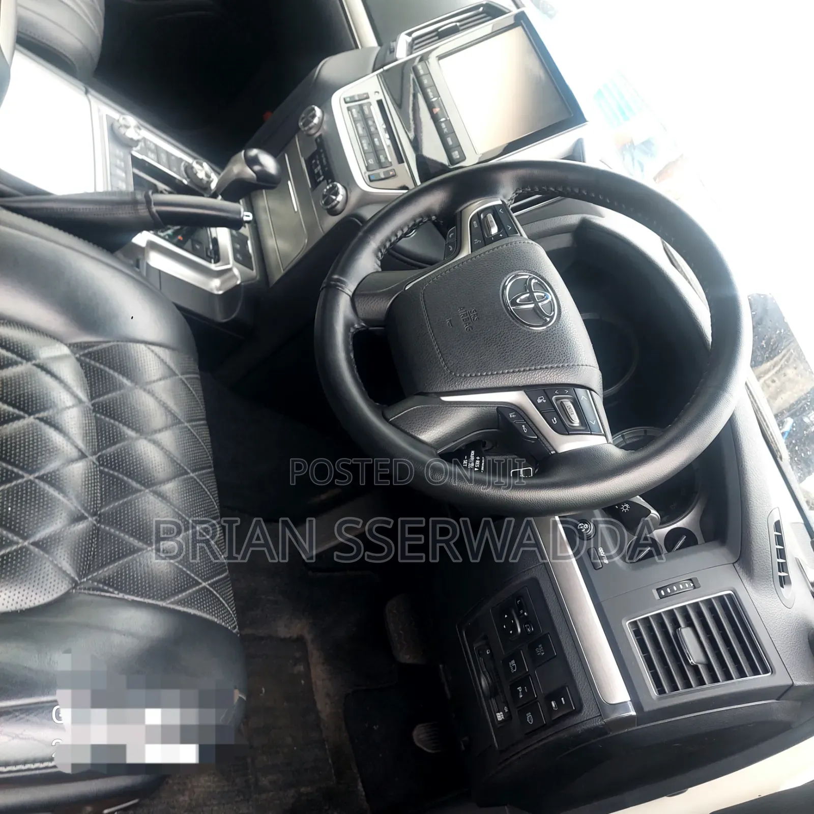 Toyota Land Cruiser 4.6 V8 GX 2017 Gray