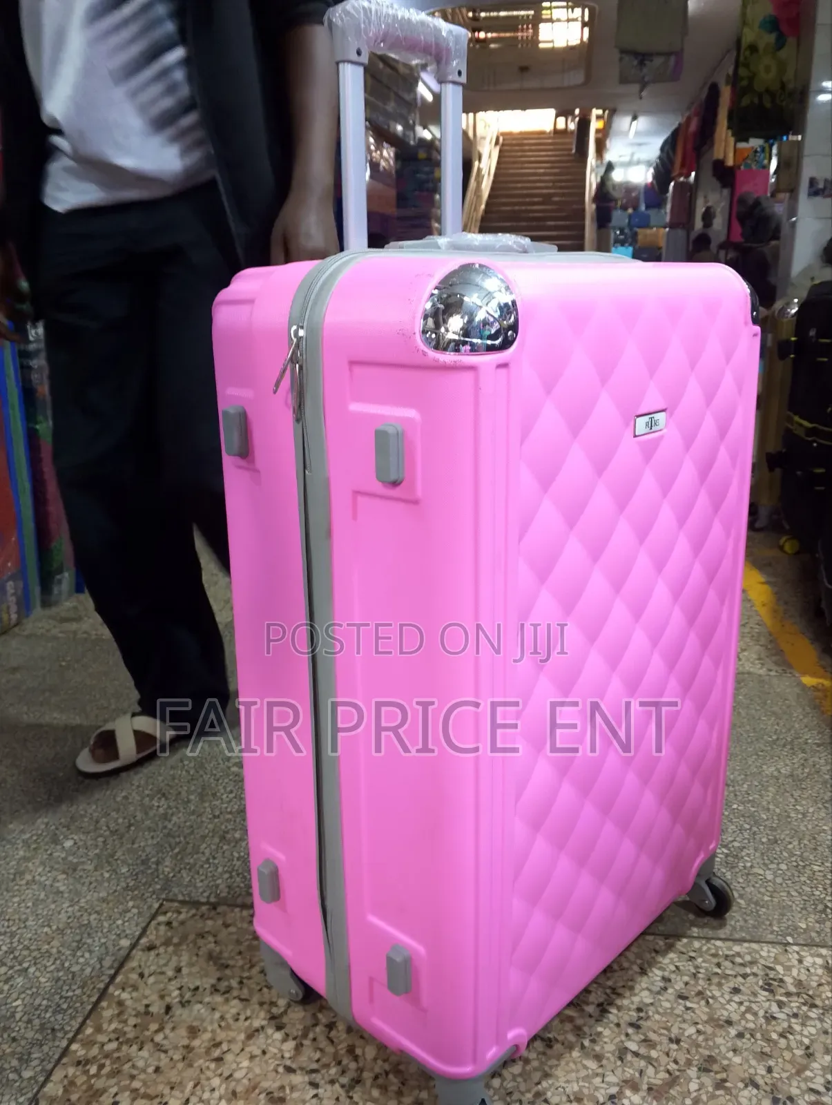 Vip Executive Suite Case .Large.( Pink)
