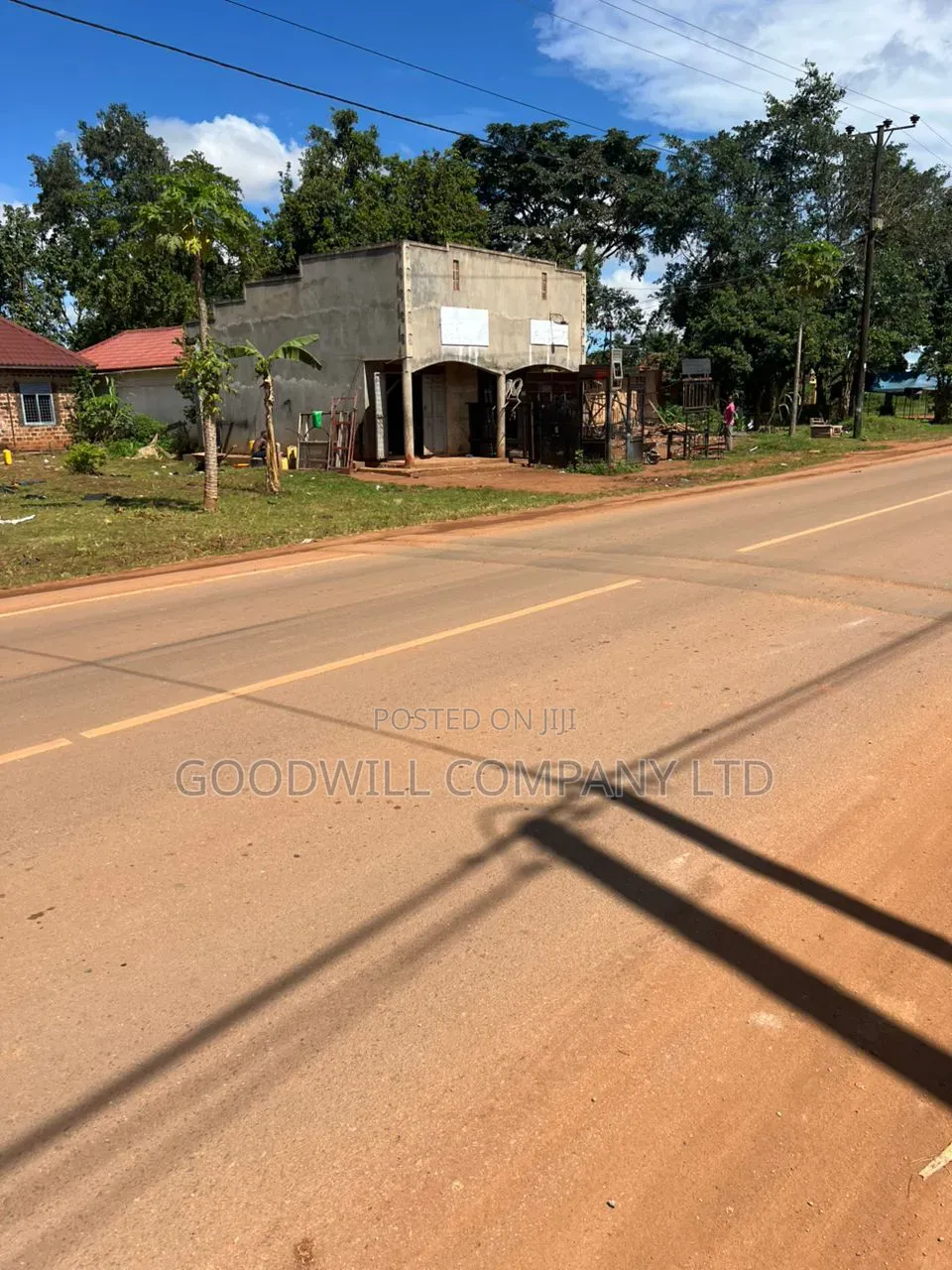 10 Decimals Commercial Plot of Land in Kitukutwe Kira on Main Tarmac