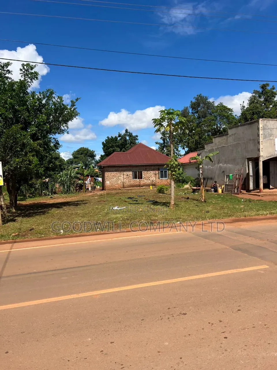 10 Decimals Commercial Plot of Land in Kitukutwe Kira on Main Tarmac