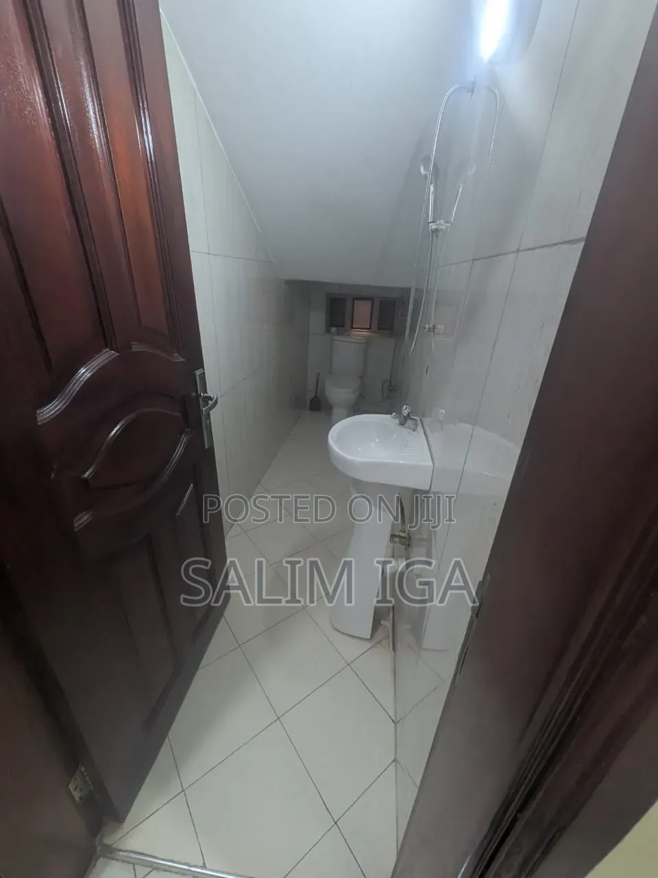 4bdrm Duplex in Kololo Property, Central Division for rent