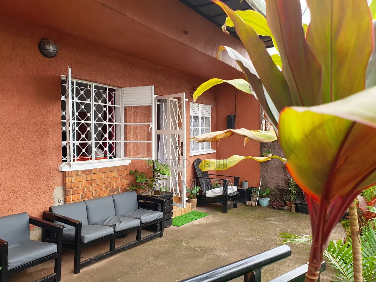 Furnished 1bdrm Chalet in Kololo Property, Central Division for rent