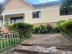 4bdrm Bungalow in Kololo Property, Central Division for rent