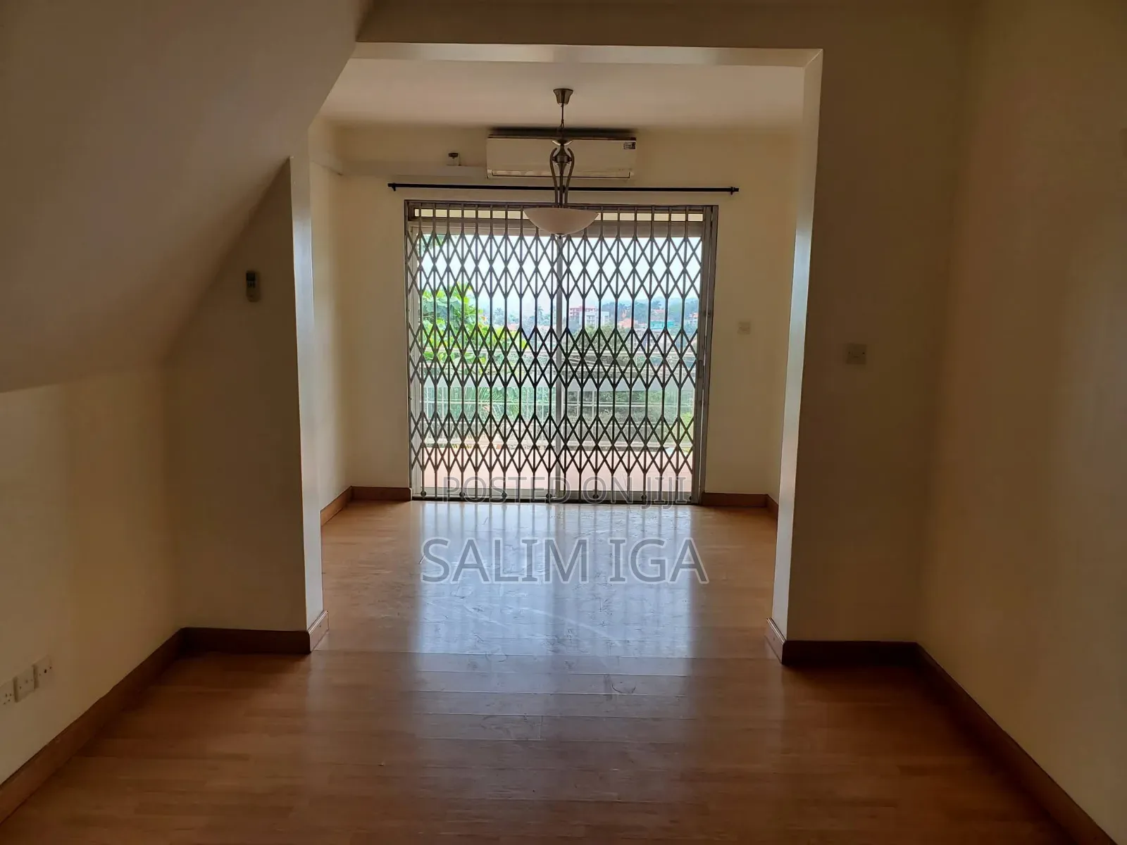 4bdrm Townhouse / Terrace in Kololo Property, Central Division for rent