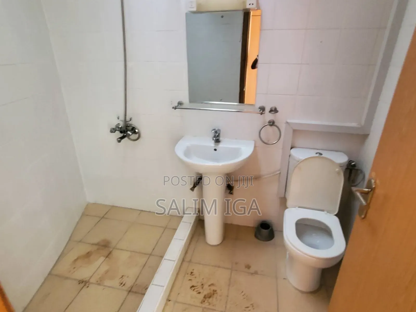 4bdrm Townhouse / Terrace in Kololo Property, Central Division for rent