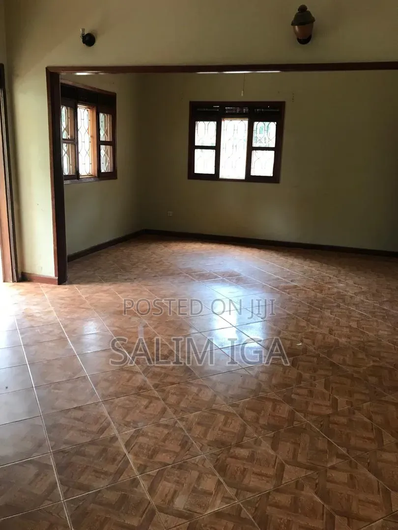 4bdrm Duplex in Kololo Property, Central Division for rent