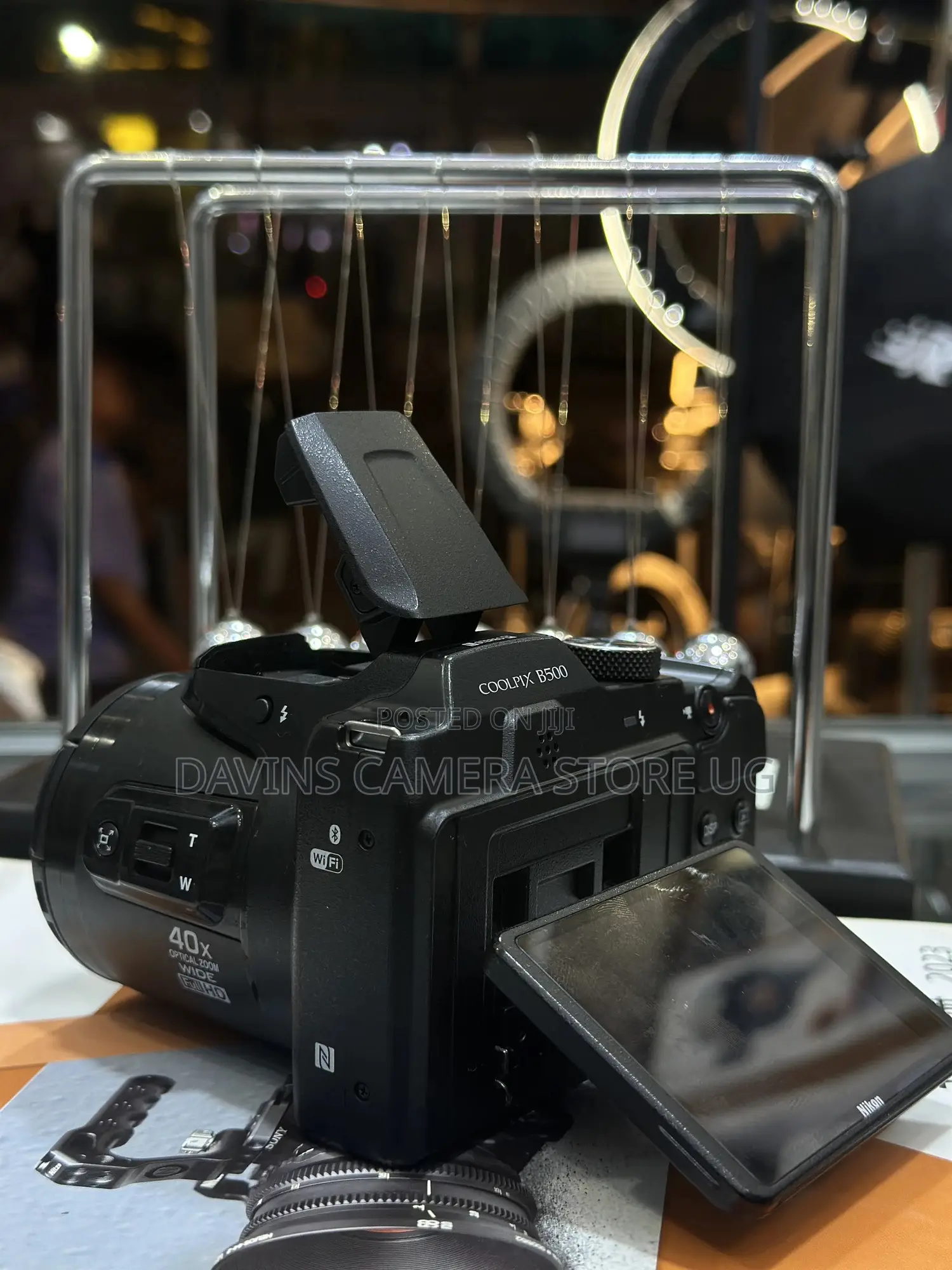 Nikon Coolpix B500