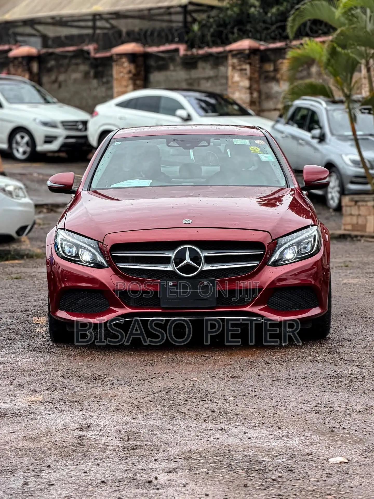 Mercedes-Benz C200 2017 Beige
