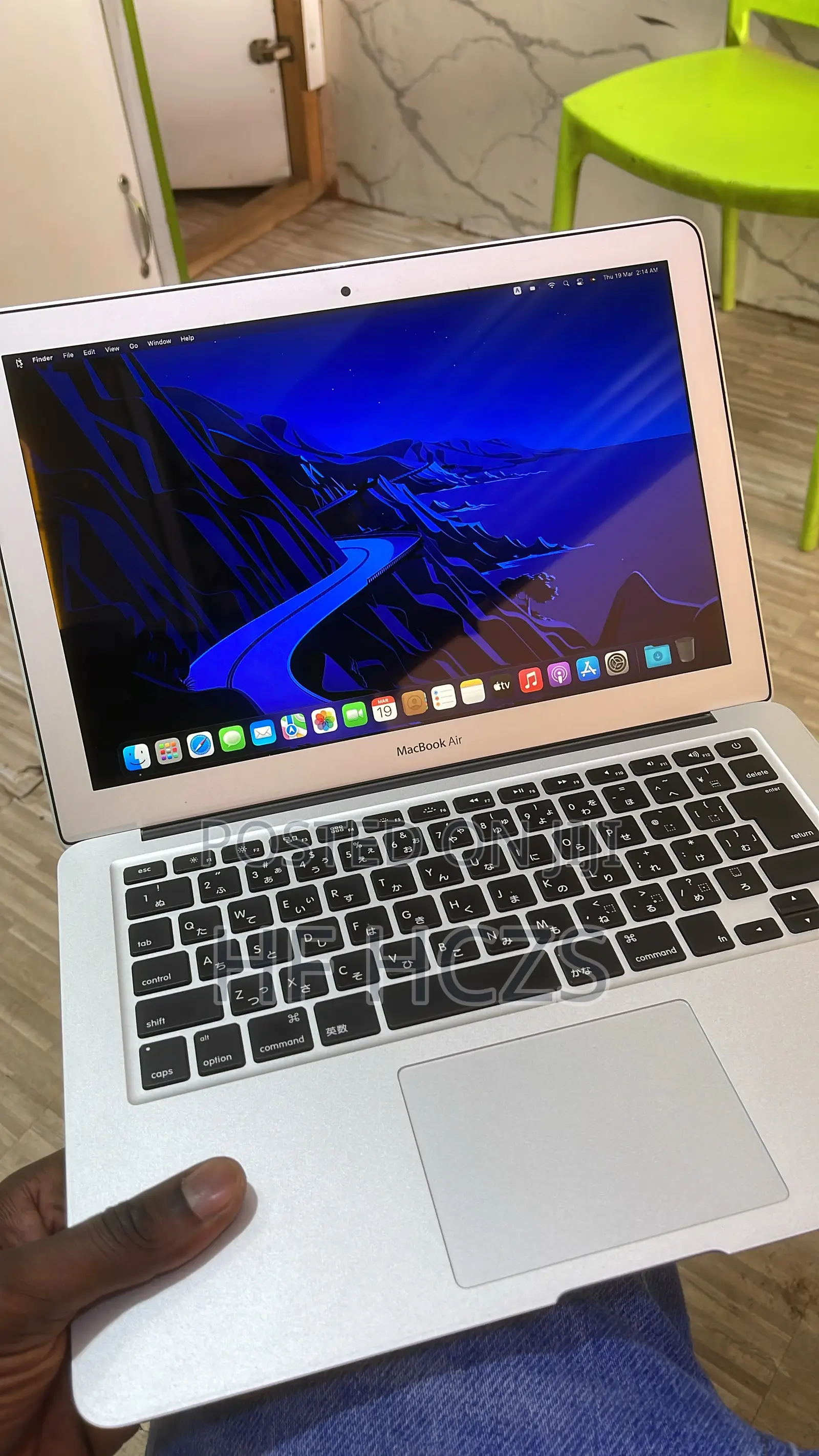 New Laptop Apple MacBook Air 8GB Intel Core i5 SSD 256GB