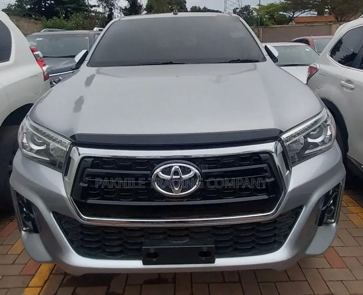 Toyota Hilux 2019 Silver