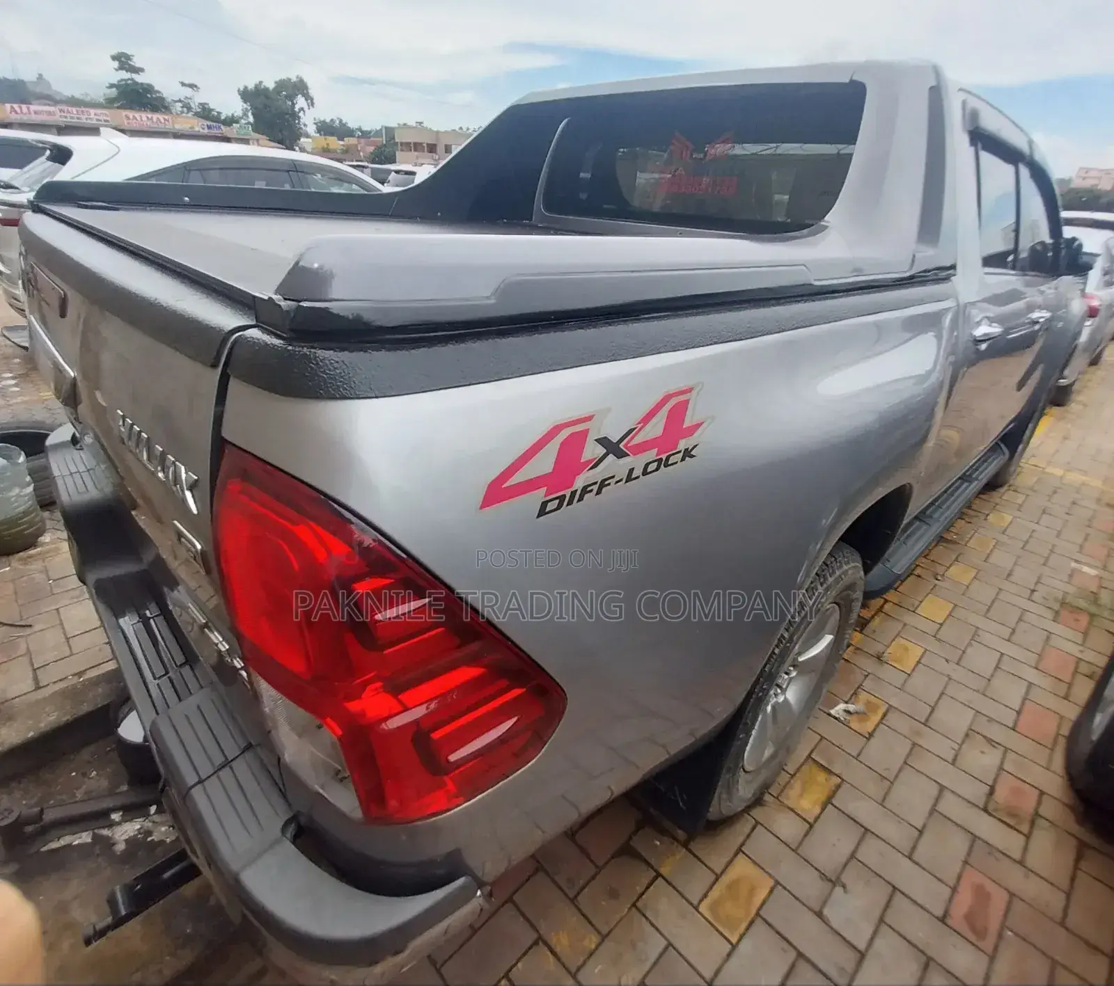 Toyota Hilux 2019 Silver