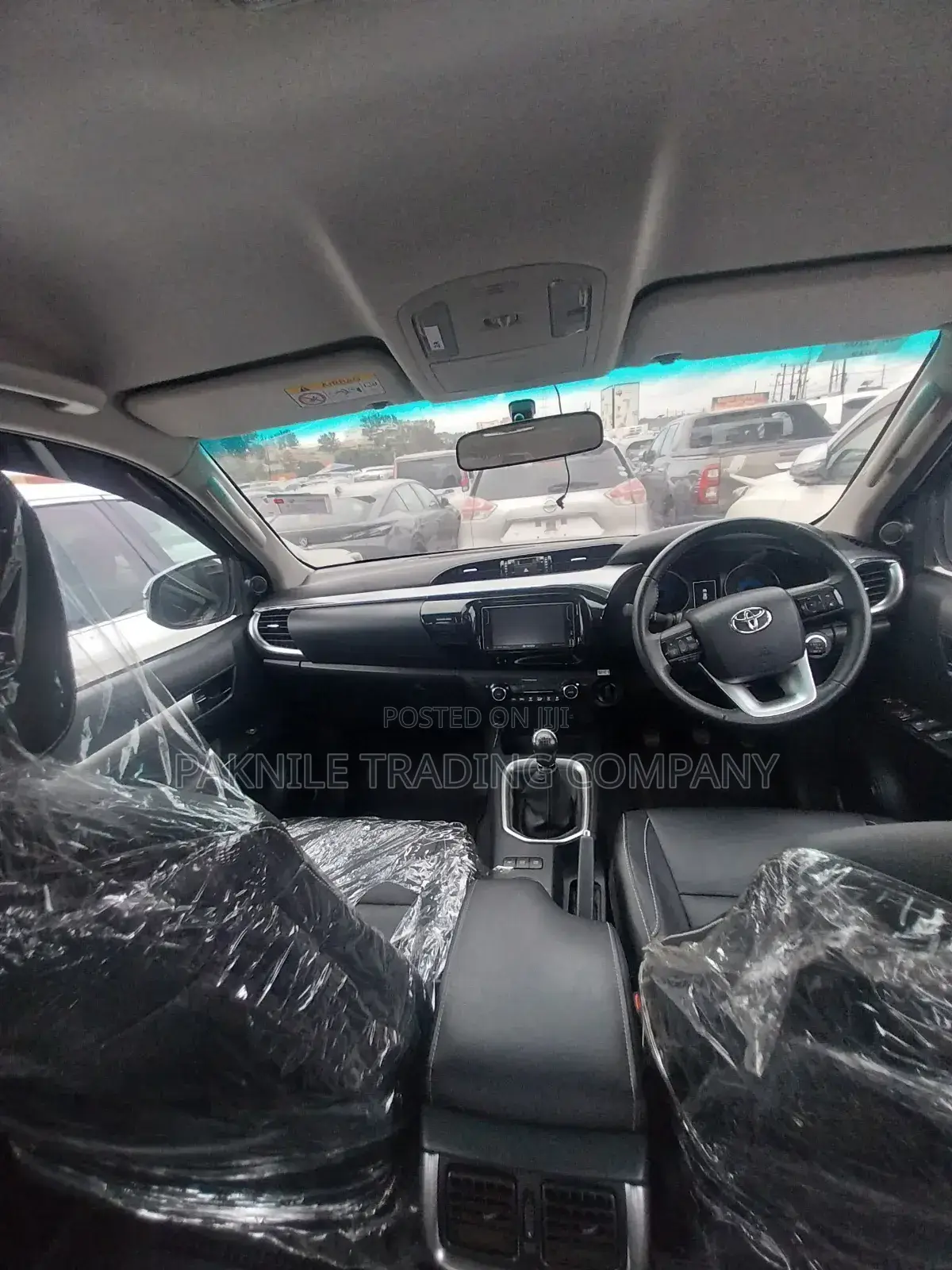 Toyota Hilux 2019 Silver