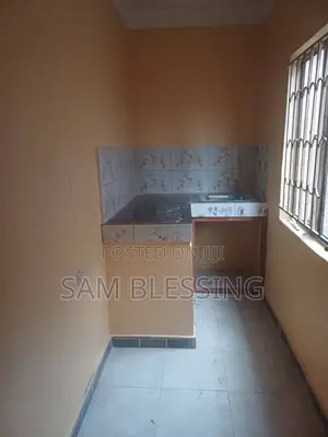 3bdrm House in Namasumba, Makindye for sale