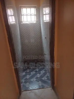 3bdrm House in Namasumba, Makindye for sale