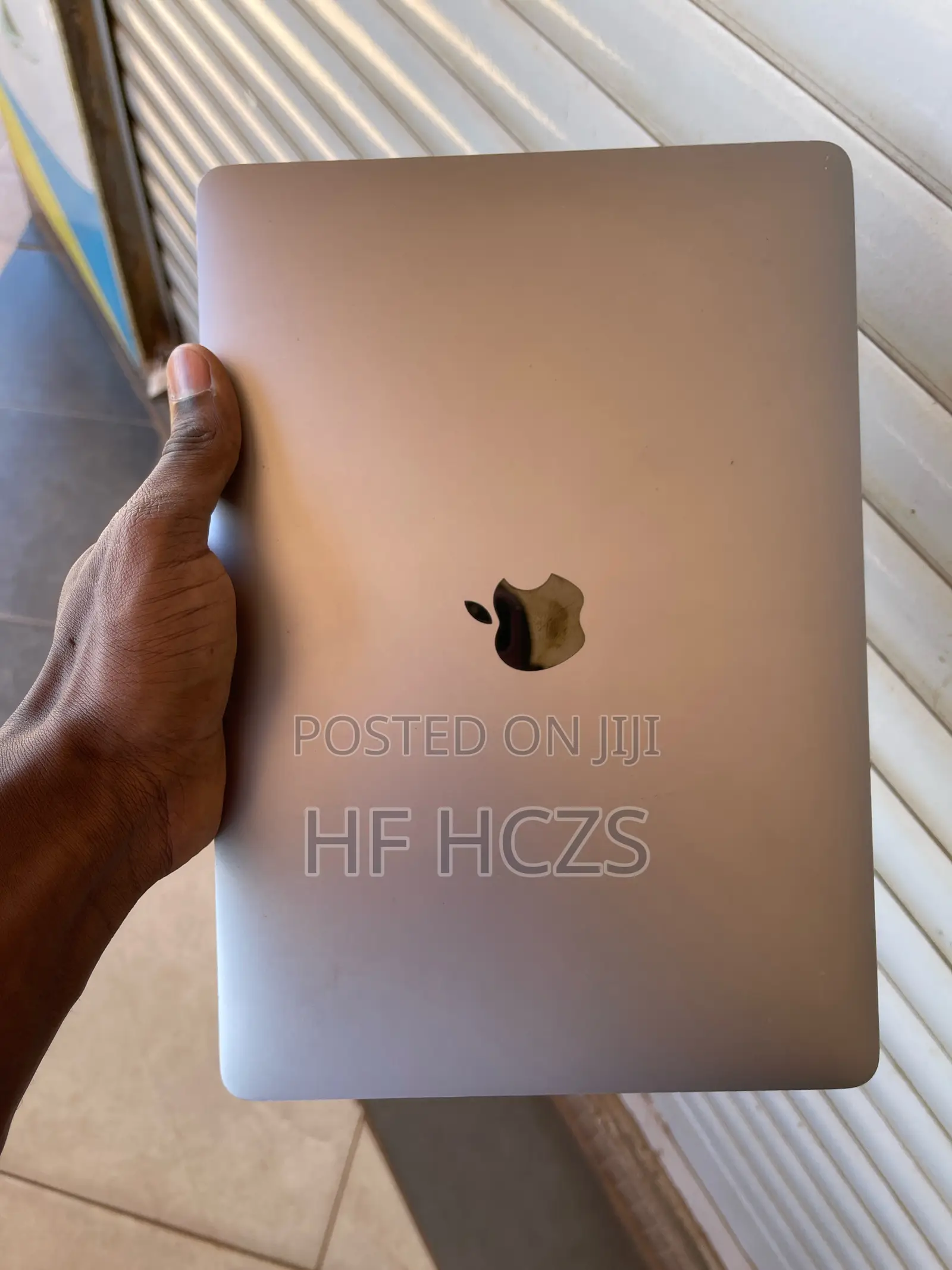 Laptop Apple MacBook Pro 16GB Intel Core i7 SSD 512GB