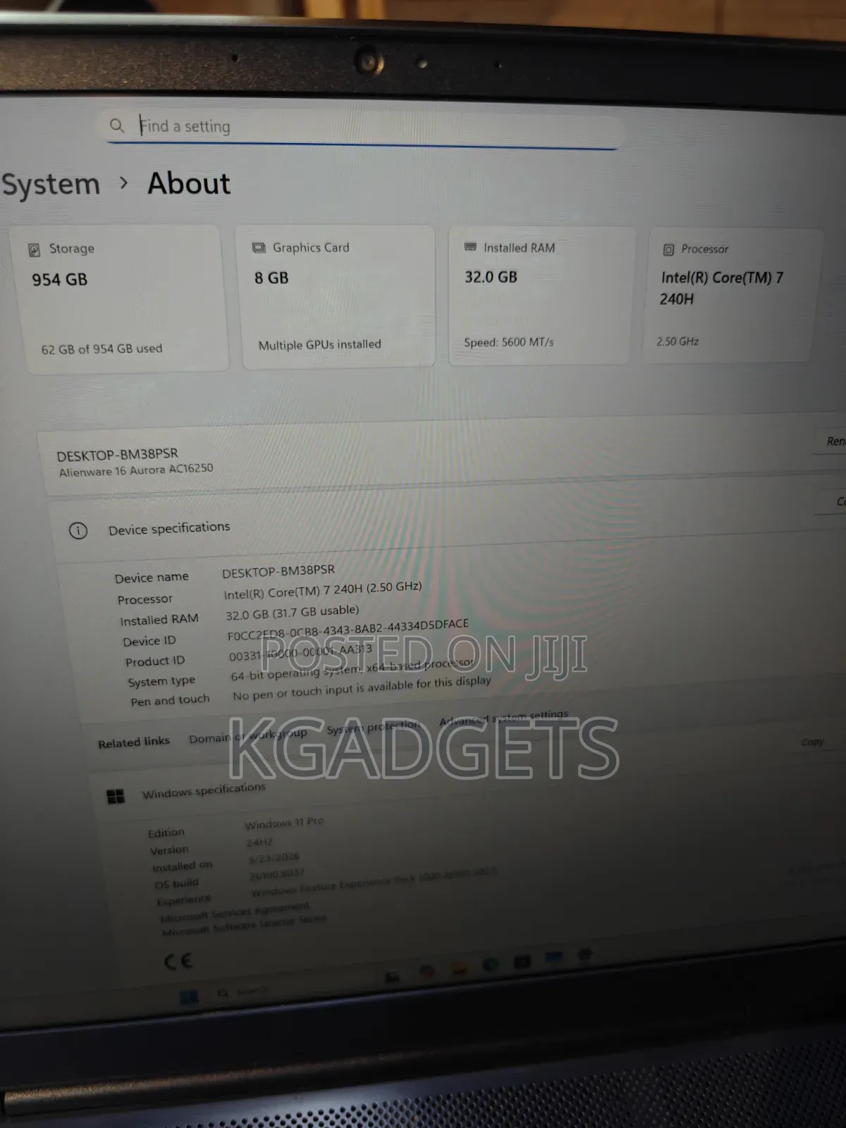 New Laptop Alienware 16 Aurora 32GB Nvidia SSD 1T