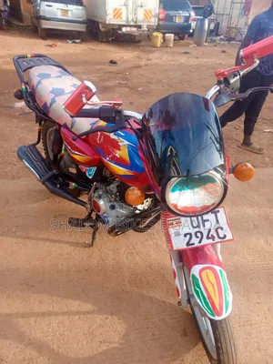 Bajaj CT 125X 2023 Red