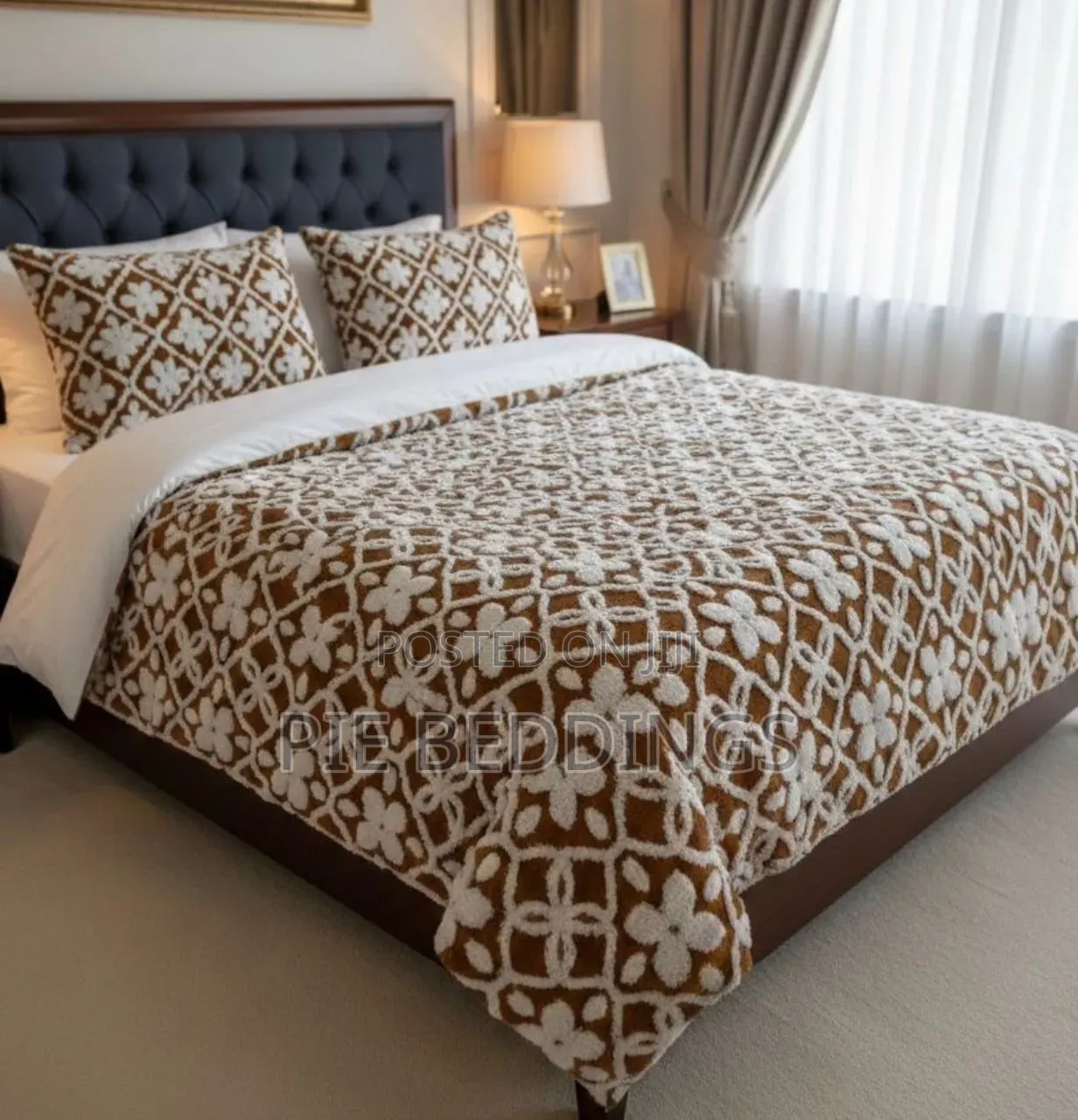 Quality Velvet 4pc Bedcover