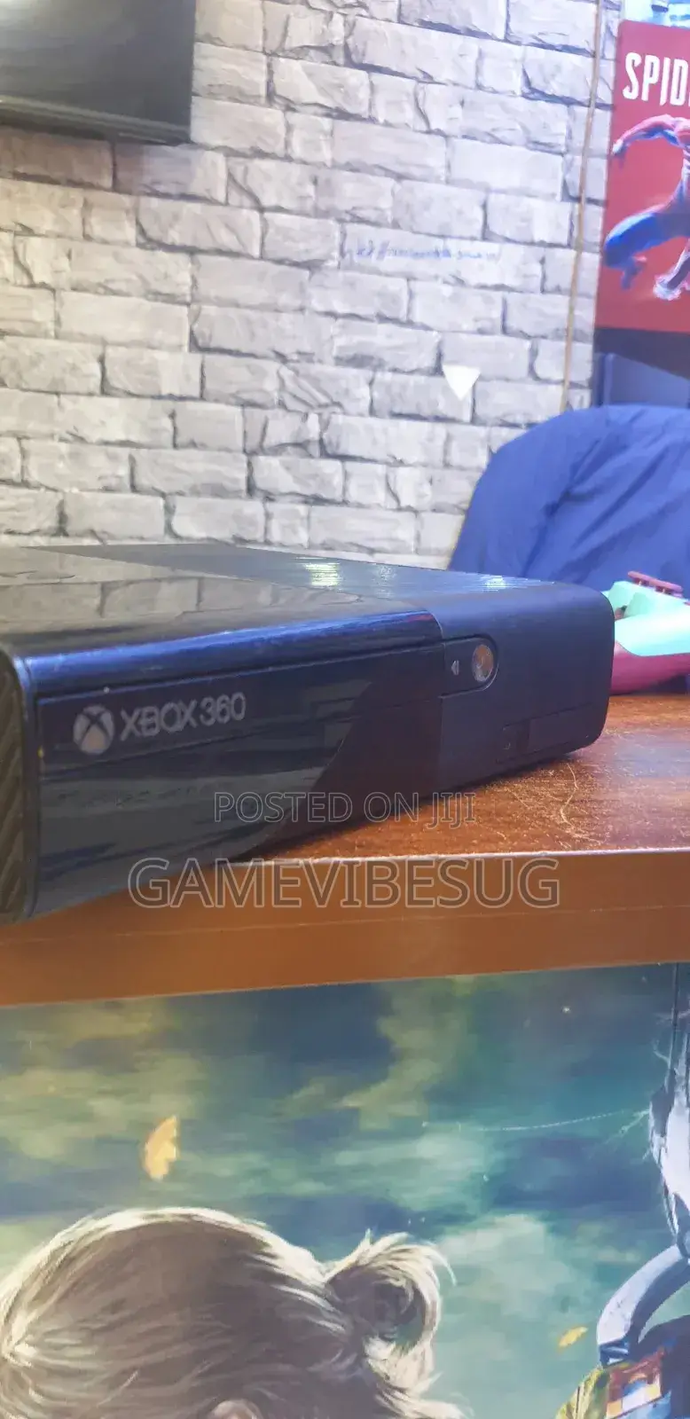 Prime Xbox 360: 8 Games 2 Controllers - Fully Tested and Clean