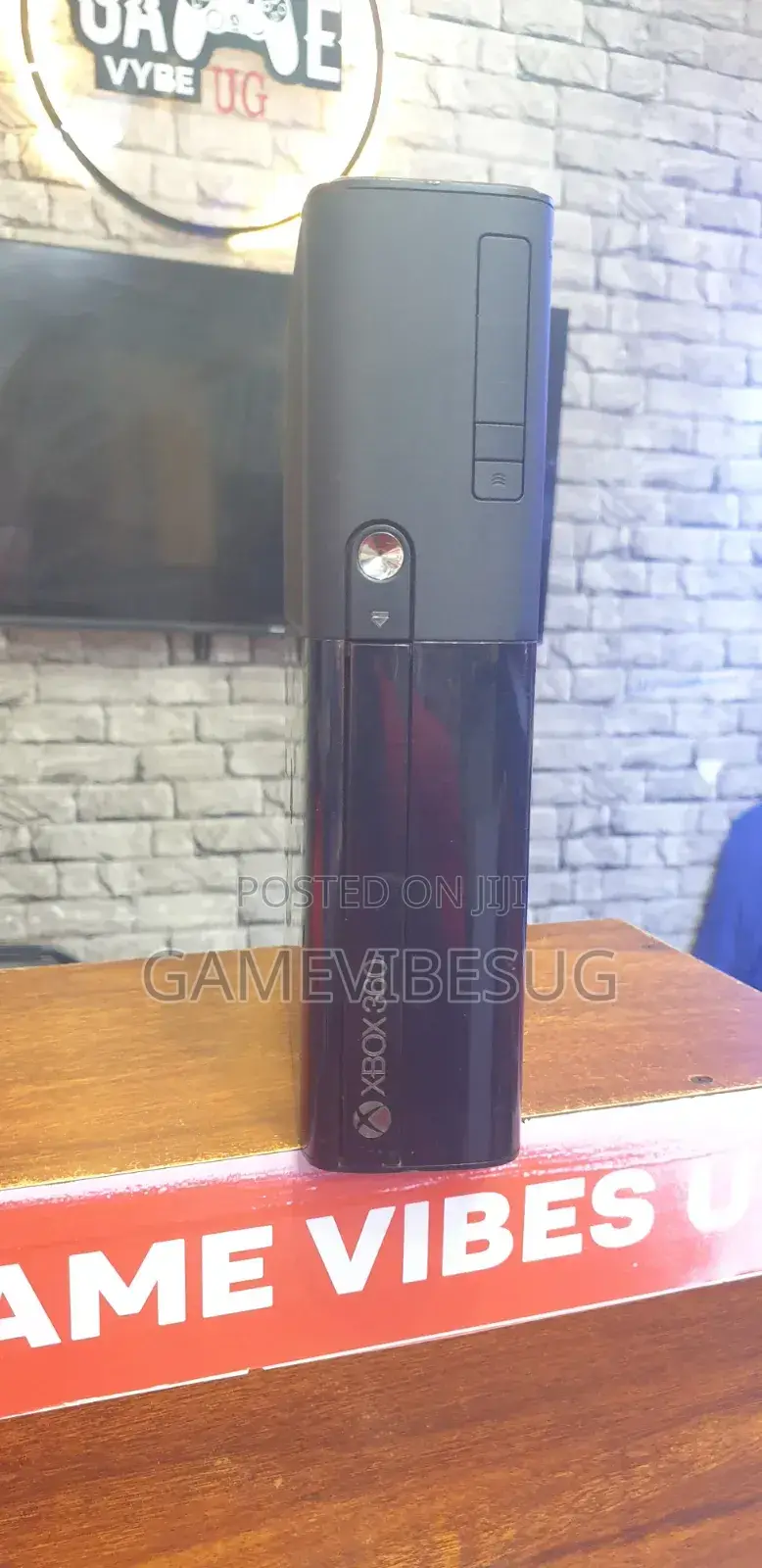 Score This Xbox 360: 2 Controllers 16 Games - Fully Tested Now