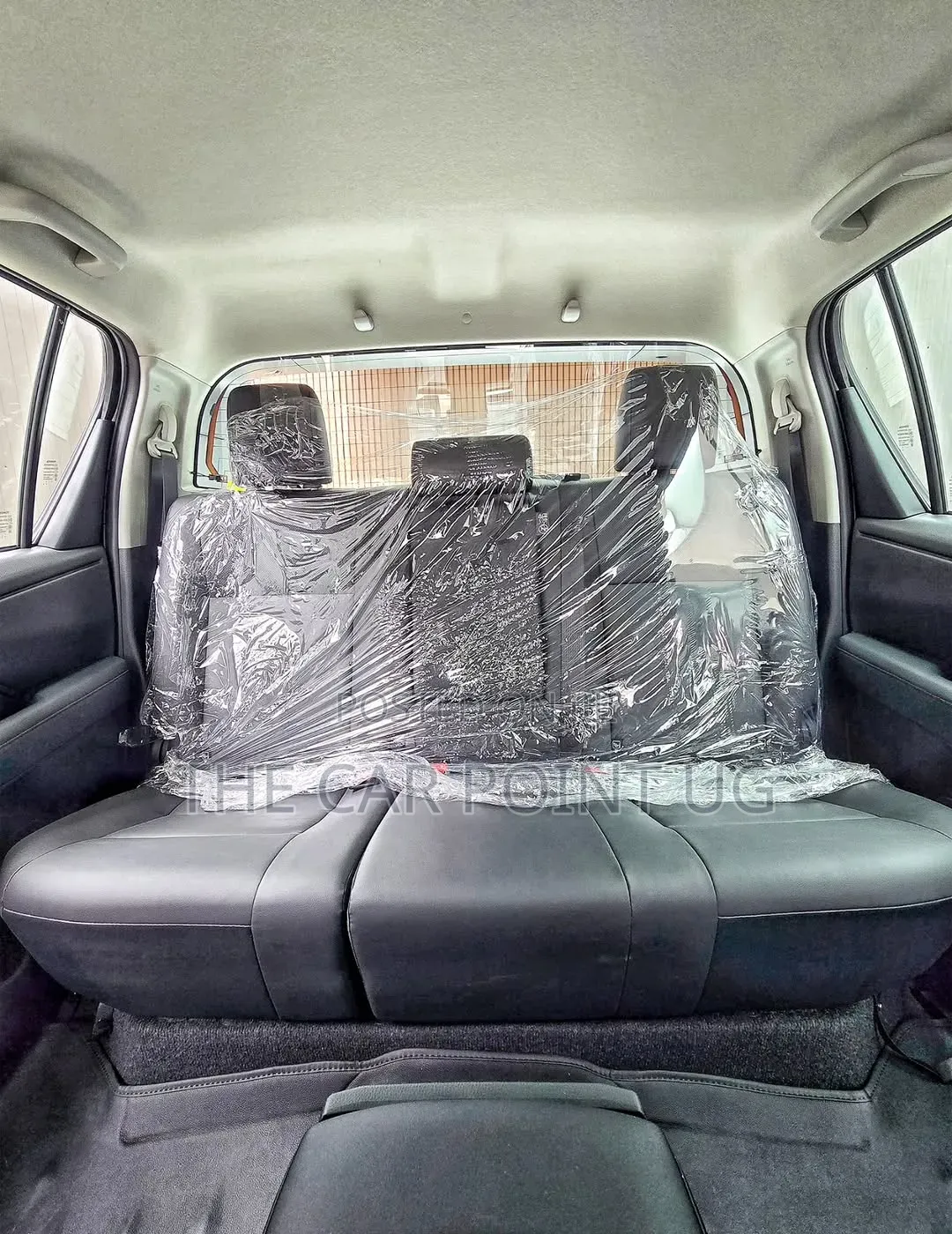 Toyota Hilux 2025 White