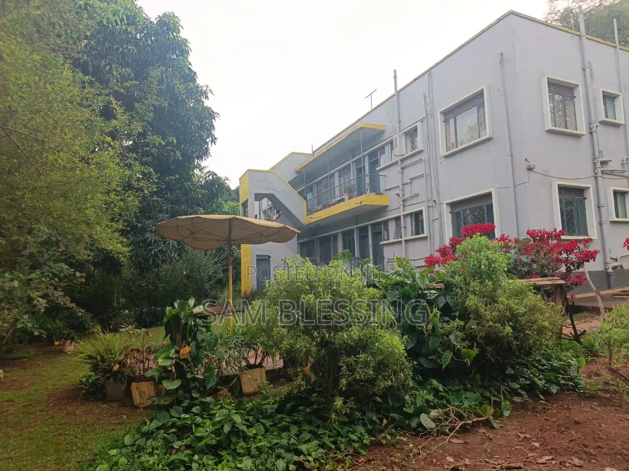 53 Decimals for Sale in Kololo