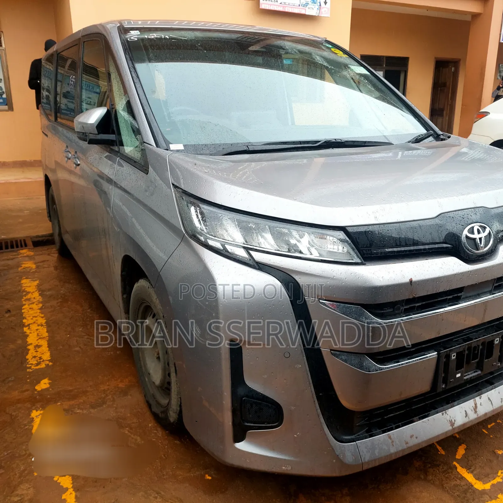 Toyota Noah 2022 Gray