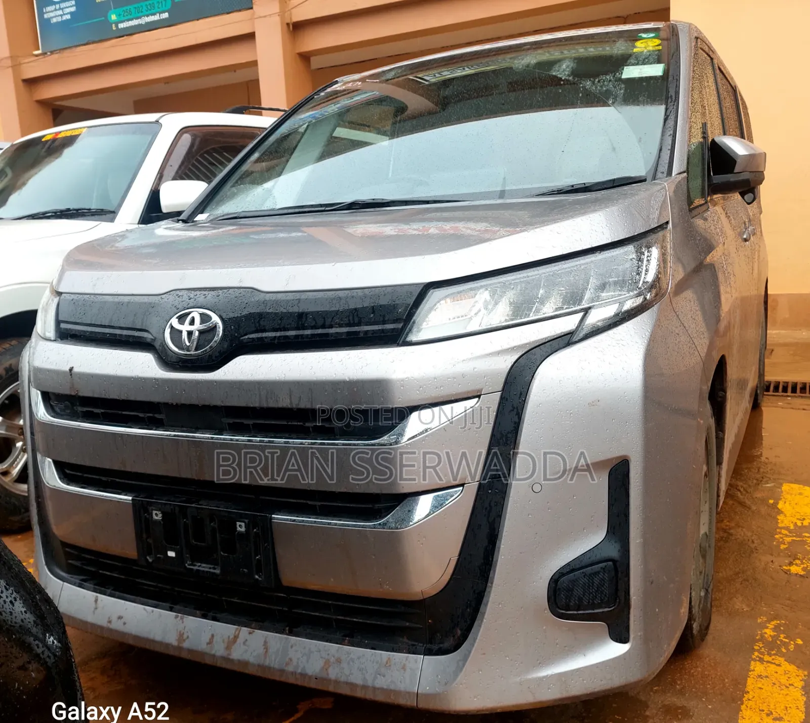 Toyota Noah 2022 Gray