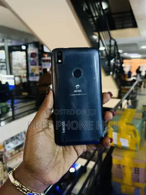 Benco Y40 32 GB Black