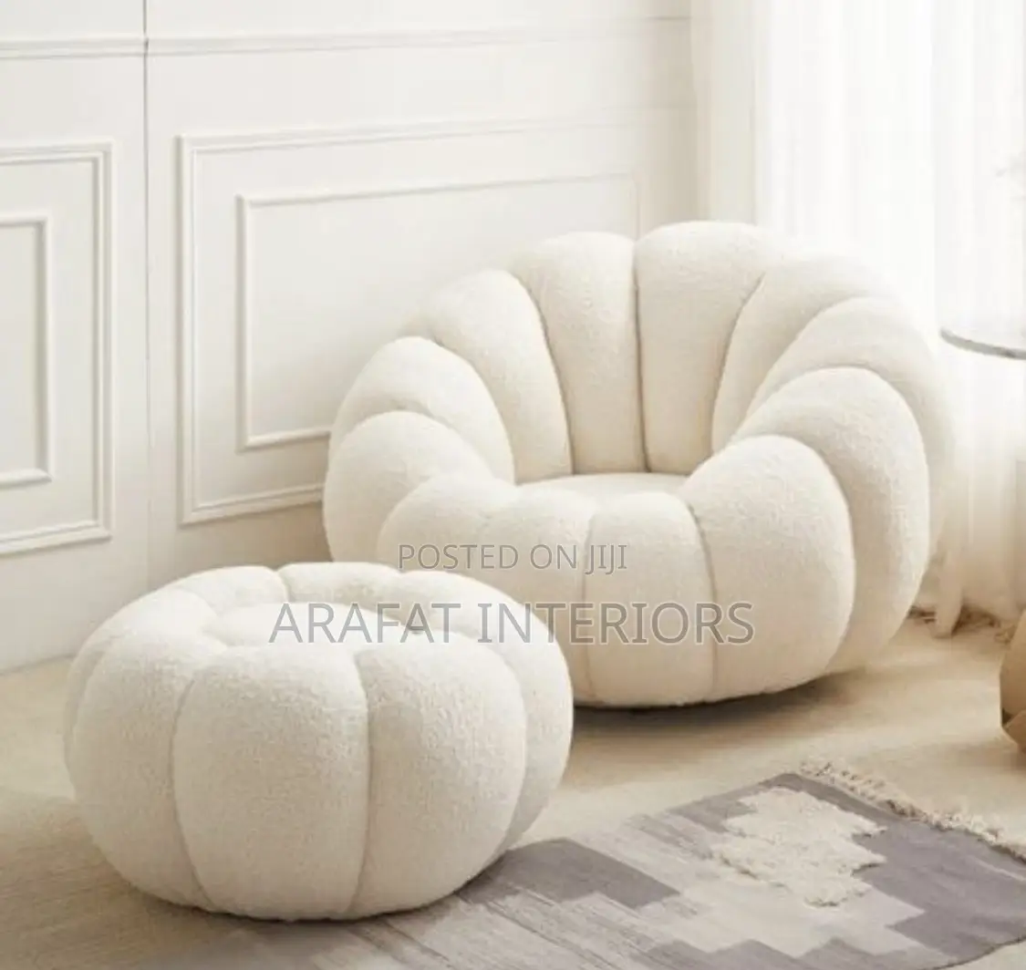 Pumpkin Bliss Chair
