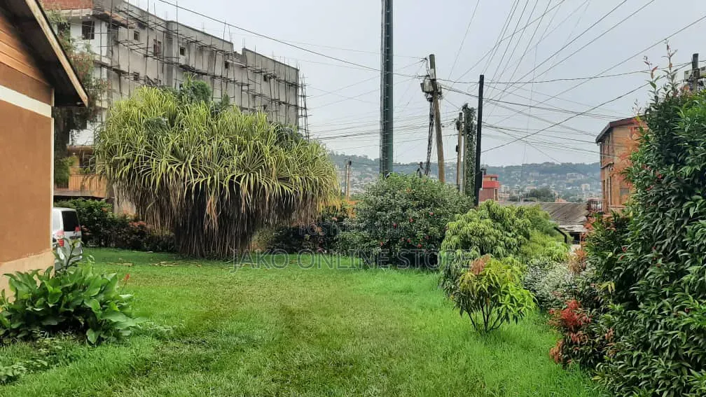 Property for Sale in Kansanga (Near Kiu)