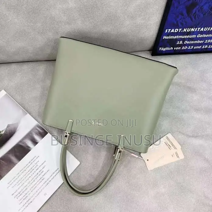 Brand New Women’S Handbags Available