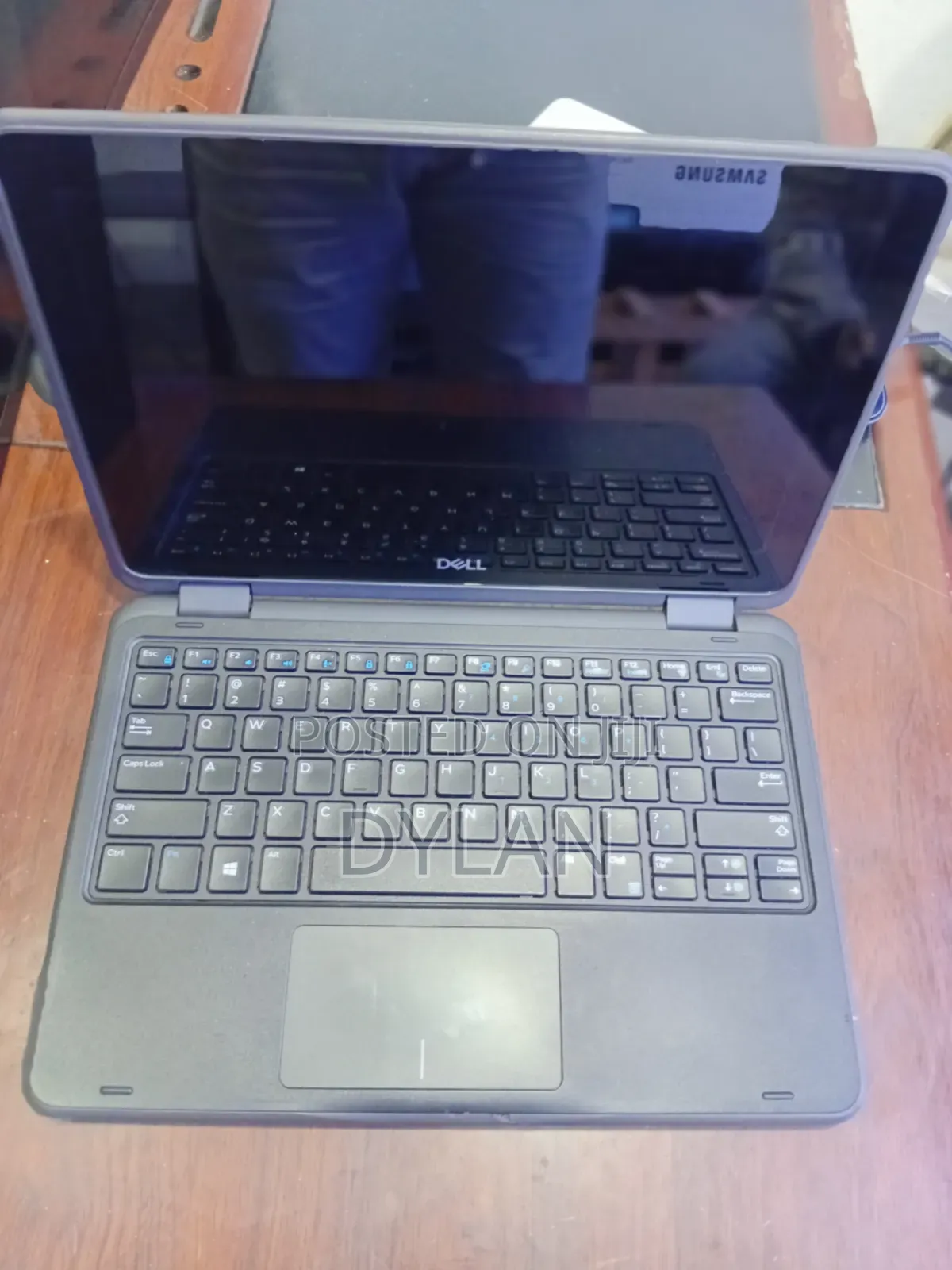 Laptop Dell Latitude 11 3190 4GB Intel Core i5 SSD 128GB